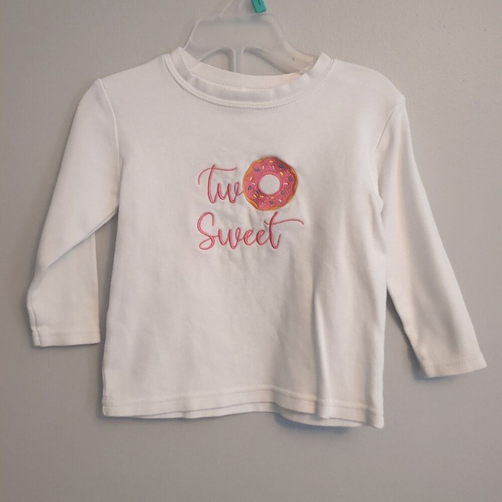 Two Sweet Donut Girls 2nd Birthday Long Sleeve Shirt- Laughing Giraffe Size 2T